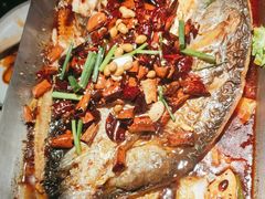-鸣记脆皮烤鱼·海鲜烤鱼(亿合城店)