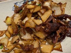 菌香牛肉-滇香肴·云南菜蒸汽石锅鱼(云南北路店)