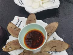 -撒拉人家.酸菜牦牛肉火锅