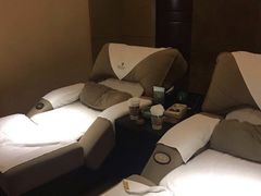 -金色印象·4k影院式足体养生(大渡口店)