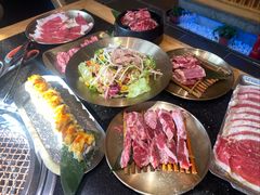 -韩烧牛中牛·甄选黑牛烤肉(黑金店)