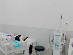 -蕾特恩专业祛痘·皮肤管理