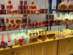 面包甜点陈列柜-味多美(民星路店)
