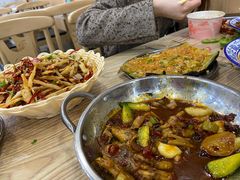 -江城燕子大排档(江汉路步行街店)