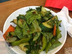 -篱笆院东北饺子王(欧阳路店)