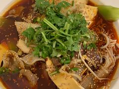 -成都你六姐·牛肉冒菜(城市集市合生汇店)