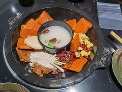 -重庆古老火锅