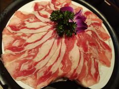 -老牌坊云南鱼豆花火锅(爱建店)