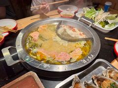 -谭公鱼头·鲜鱼火锅·小龙虾·江湖菜(秀沿路店)