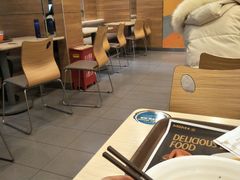 大堂-魏家凉皮(长缨东路店)