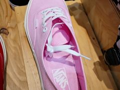 -ABC MART(心斎橋店)