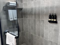 -闲隅江景艺术酒店(解放碑洪崖洞总店)