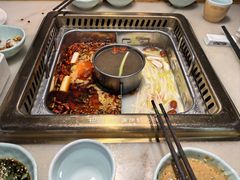 -巴渝瓦肆重庆鲜火锅(宝龙环湖店)