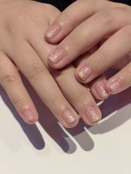 -花系美·美甲美睫精品店