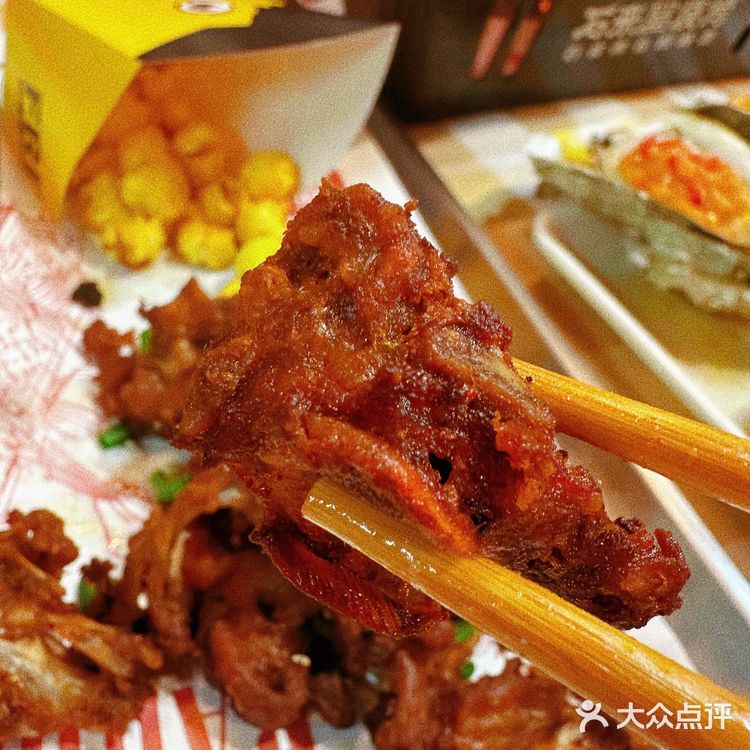 石来屋烧烤 | 坪洲必打卡的烧烤店❗❗