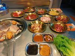 -哈哈碳都·牛肋条无限自助烤肉(台江万达店)