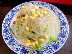 -蓝田九大碗民俗食府(蓝田店)