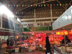 -滨海新区濒开里菜市场