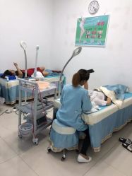 -苗方清颜专业祛痘