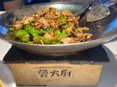 -费大厨辣椒炒肉(高铁吾悦广场店)