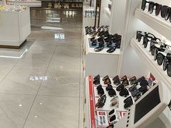 -J-Optical佳视明眼镜·蔡司视觉(青岛金茂览秀城店)
