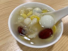 银耳白果羹-宝芝林凉茶甜品屋(合兴路分店)