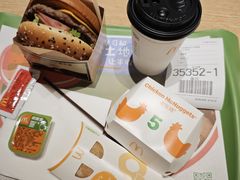 -麦当劳(龙阳路店)