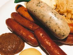 -LENBACH兰巴赫西餐啤酒坊(大连东港店)