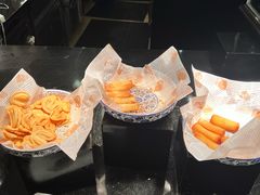 -上海西藏大厦万怡自助餐厅(徐汇店)