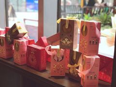 零售区-喜万年年.嫁女饼.顺德特产(华侨城店)