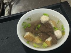 -松树干拌面店