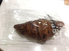 焦糖牛角酥-PAPER STONE BAKERY(天汇广场店)