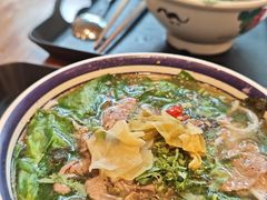 -云阿蛮云南生烫牛肉米线(奉贤路店)