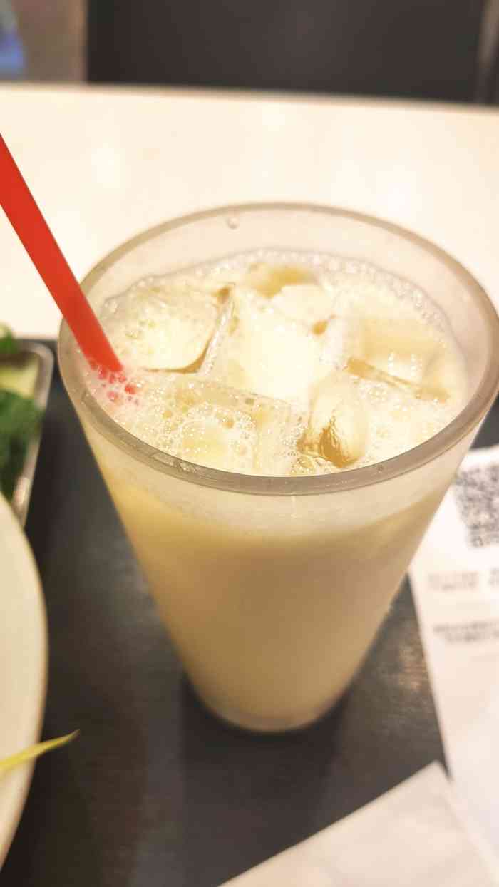 打分 永和大王家的冰豆浆,加冰以后味道真的太淡了.
