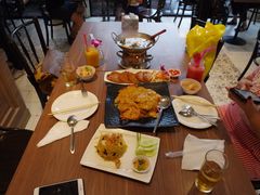 -The Dishes Seafood & Restaurant