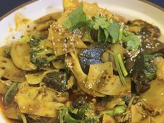 -伊带伊路新疆美食府(呼家楼店)