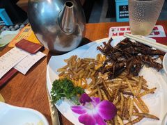 虫子拼盘-云中鱼蒸汽石锅鱼(浦东食品城店)