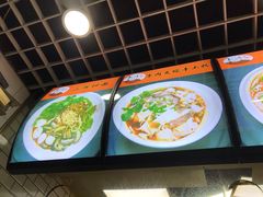 -覃肥叔桂林米粉(粮道街店)