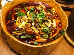 -老滇山寨•云南特色菜•地方菜•民族风情歌舞表演(金碧店)