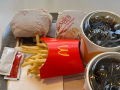 -麦当劳(丽江玉河广场店)