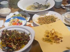 -严记小天府酸菜鱼(西四路店)