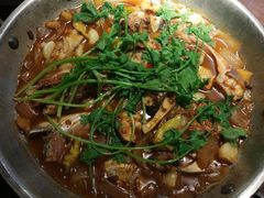 -亚哈饭店(梅园新村小区店)