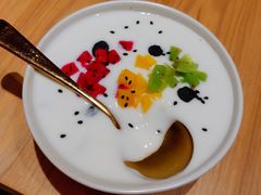 -成都你六姐·牛肉冒菜(城市集市合生汇店)