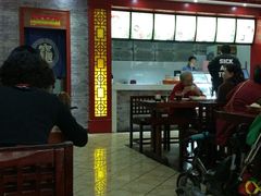大堂-石头门坎