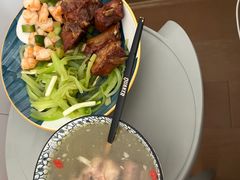 -苏州雏渐肥月嫂