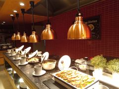 -东华假日酒店自助餐