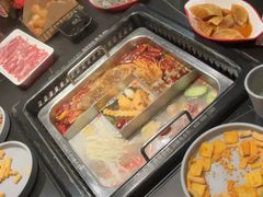 -渝水岸·鲜货火锅(新村7店)