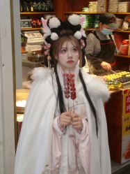 -一揽芳华汉服旗袍体验馆(拙政园店)