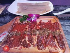 -热火朝天鲜切牛肉火锅(南强街巷店)