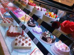 -巴黎贝甜(华堂新辰汇店)